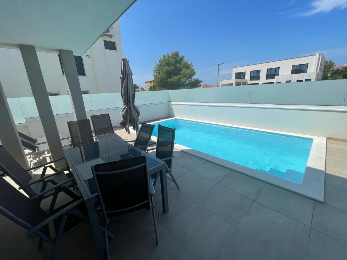 Villa Dea - Dein Rueckzugsort Am Meer Mit Beheiztem Pool Vrsi Luaran gambar