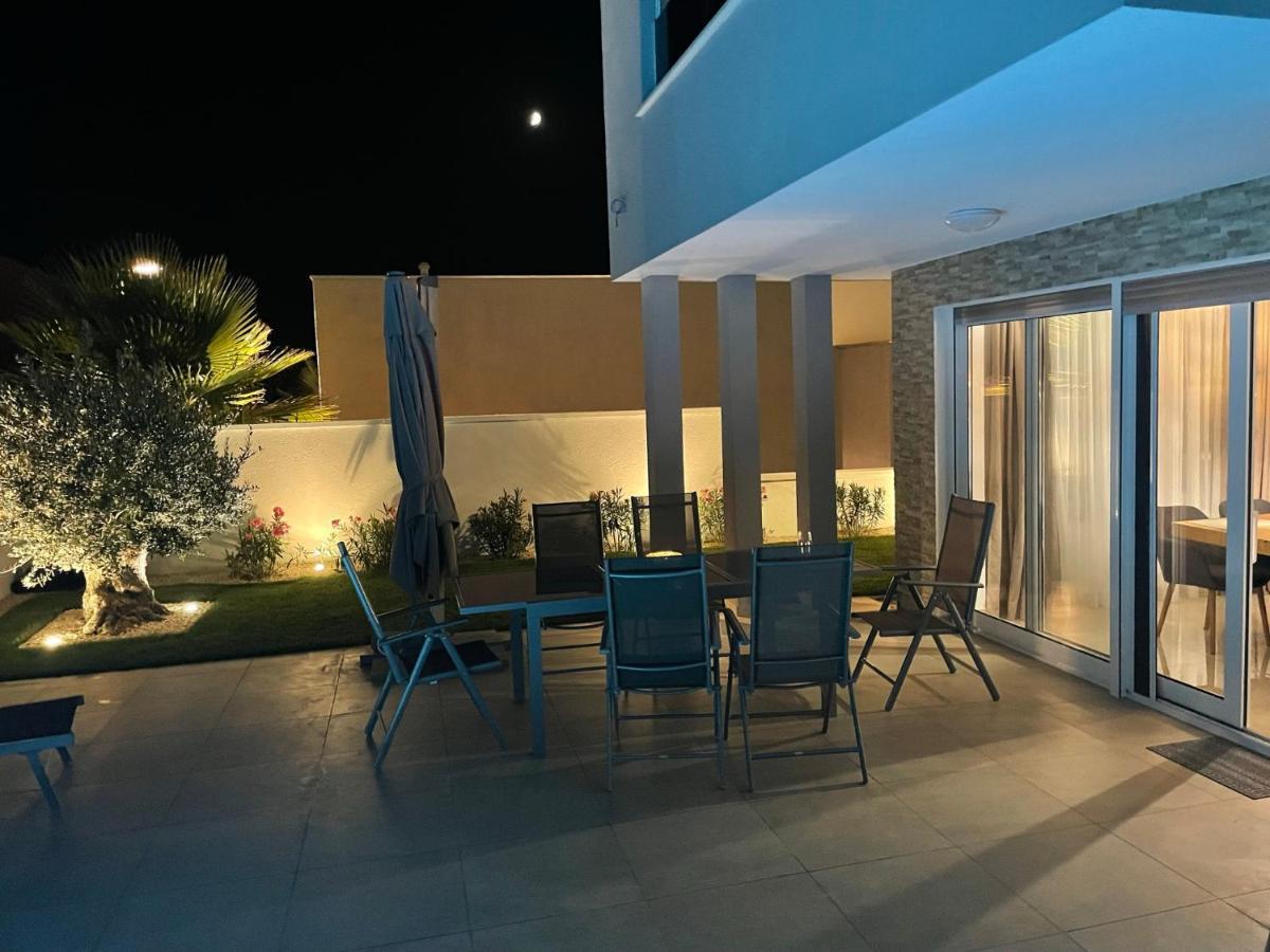 Villa Dea - Dein Rueckzugsort Am Meer Mit Beheiztem Pool Vrsi Luaran gambar