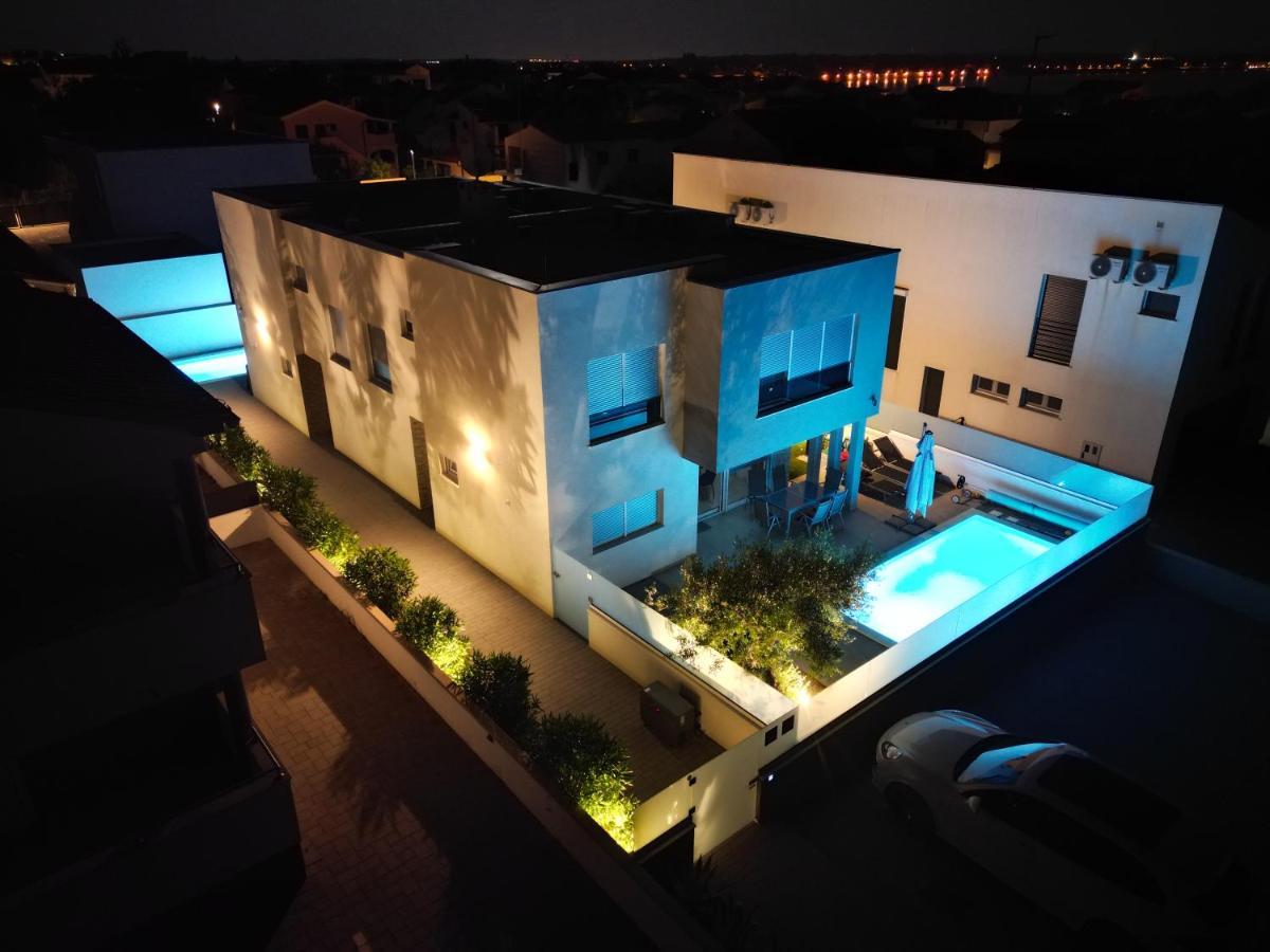 Villa Dea - Dein Rueckzugsort Am Meer Mit Beheiztem Pool Vrsi Luaran gambar